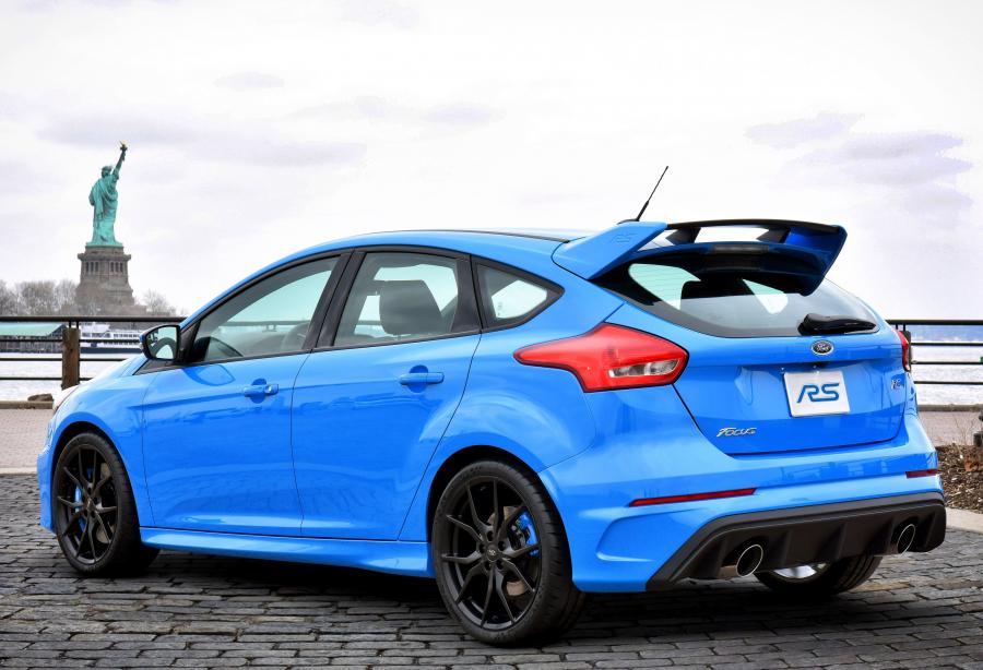  Ford Focus RS 2016 года  (US) (фото 29 из 51)